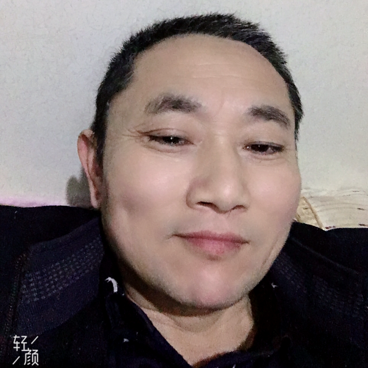 草丛用冷艳的照片