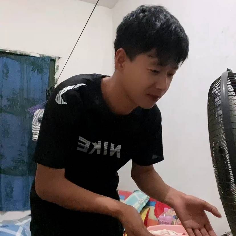 @火星上路人的照片