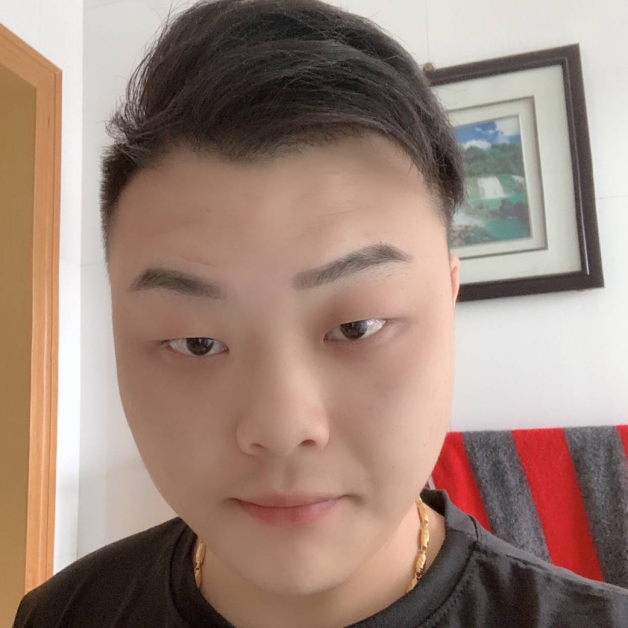 落拓笑水杯的照片
