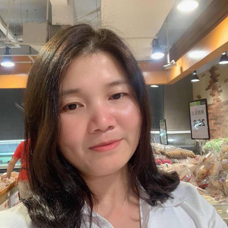 我只在乎你，风雨的照片