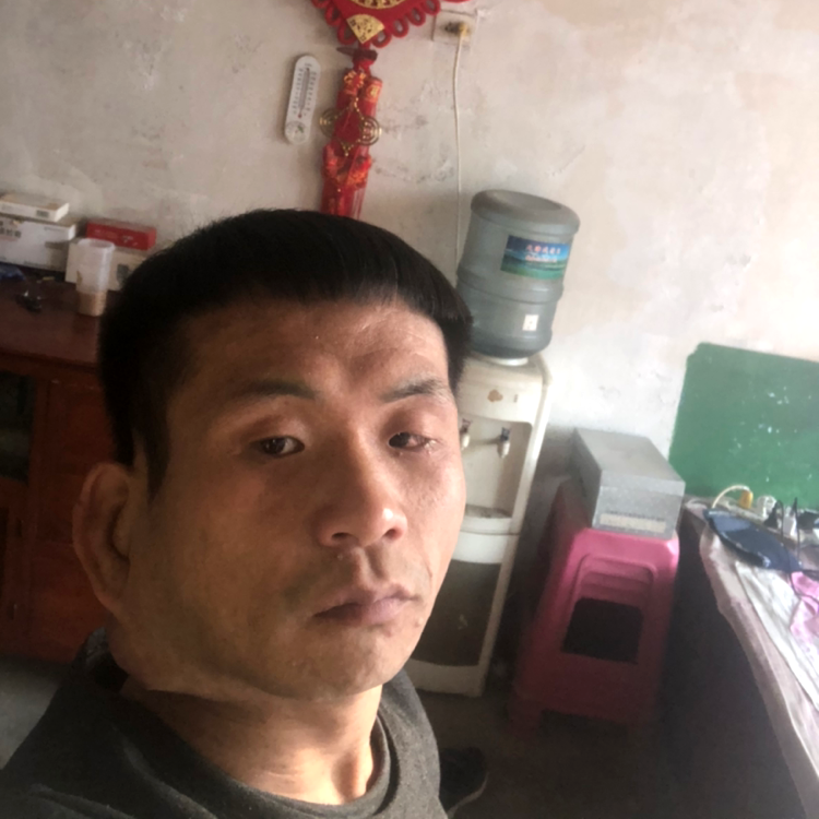 白开水用大力的照片