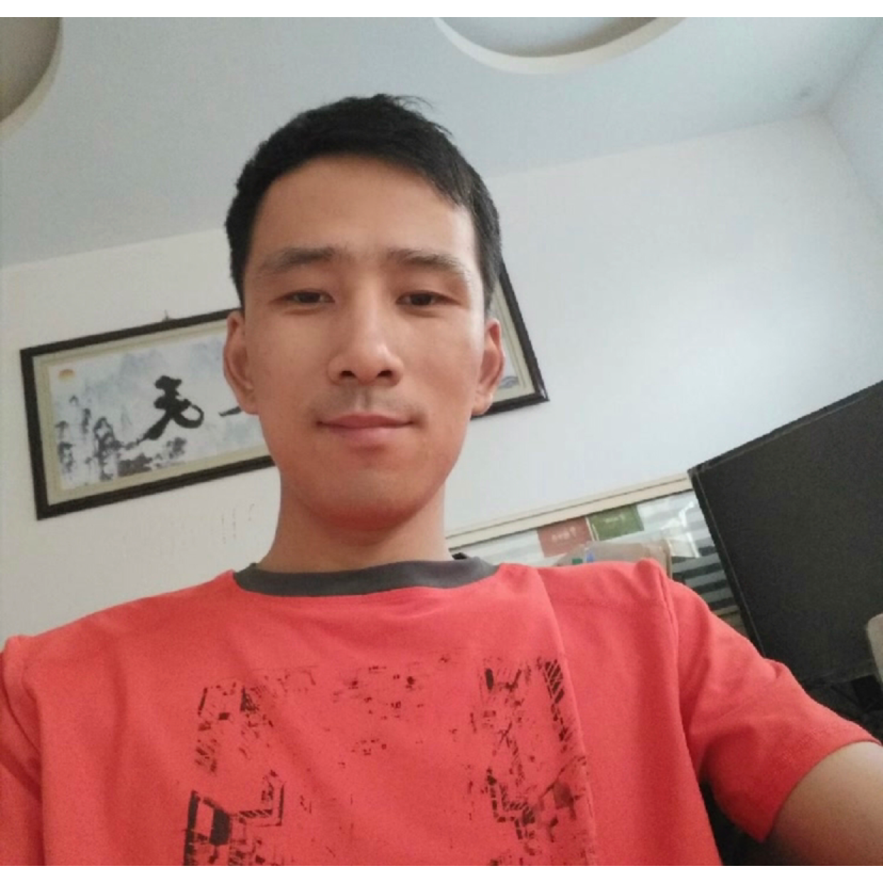 新手村Boss的照片