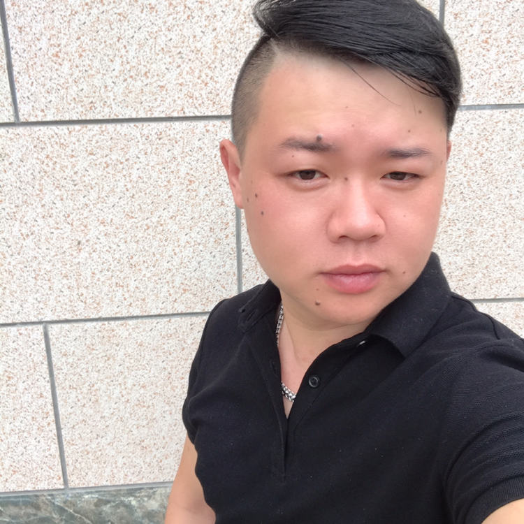 沈凯旋的照片