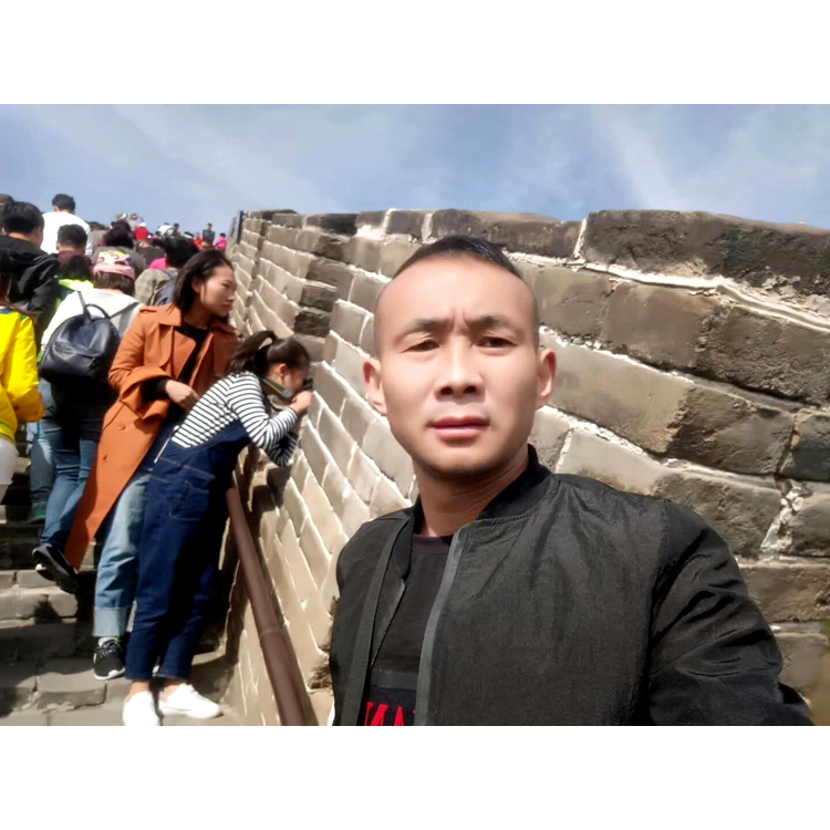 青山在，人没老的照片