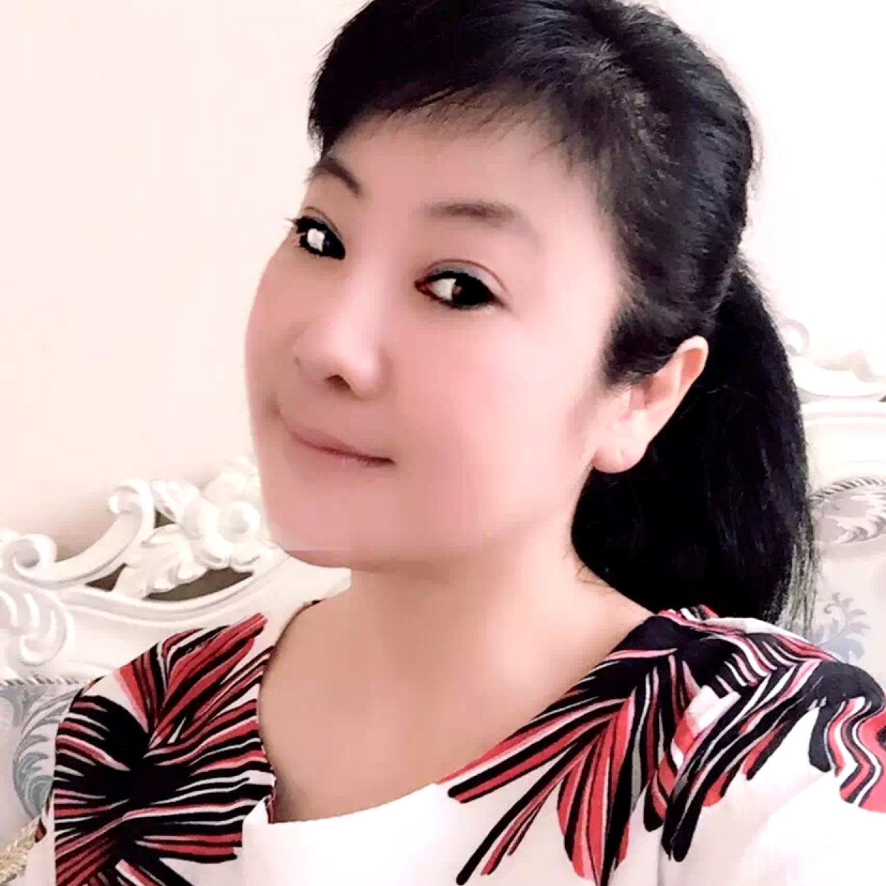 暖光贤惠的照片