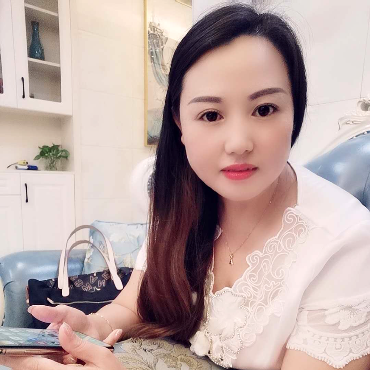 良辰梅谨的照片