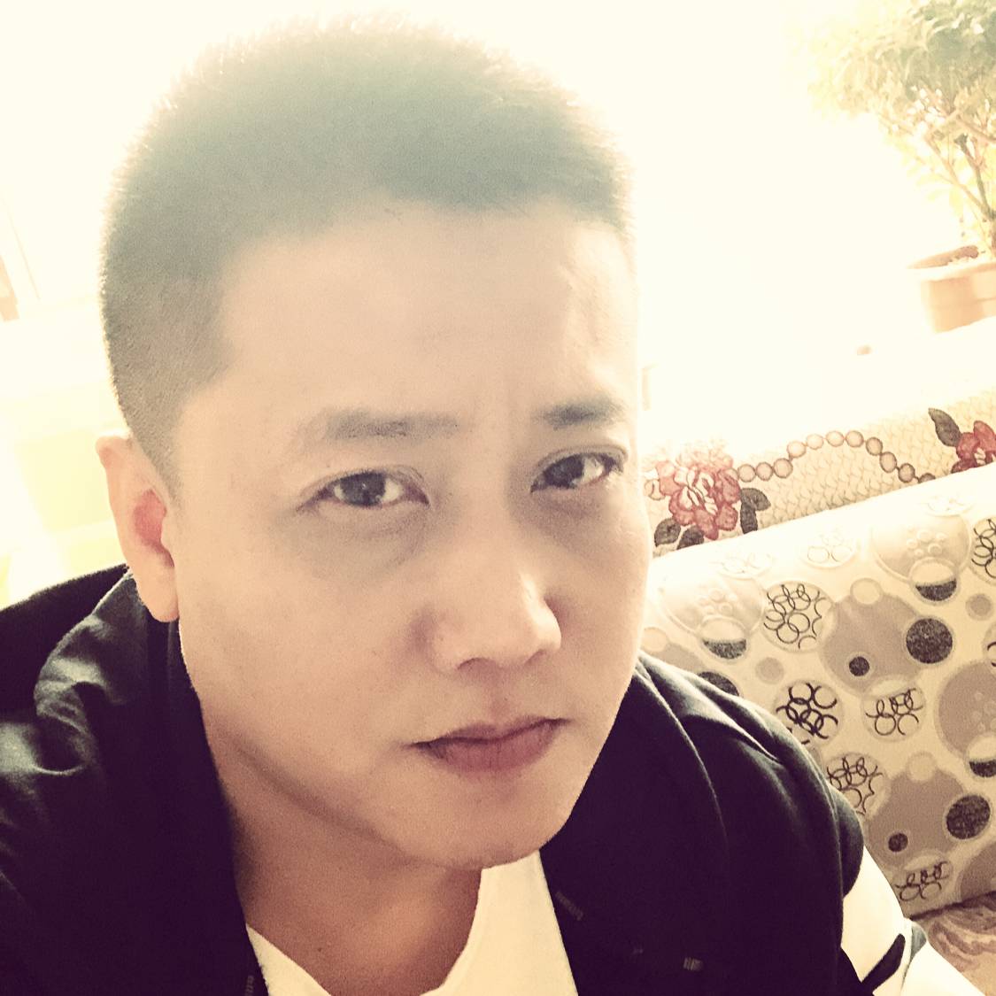 正经人家的照片