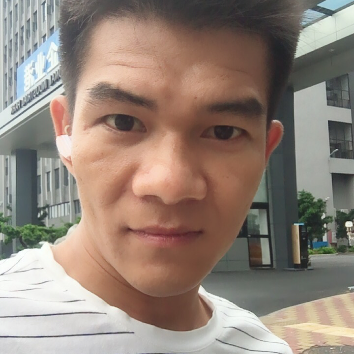 错落倾心的照片