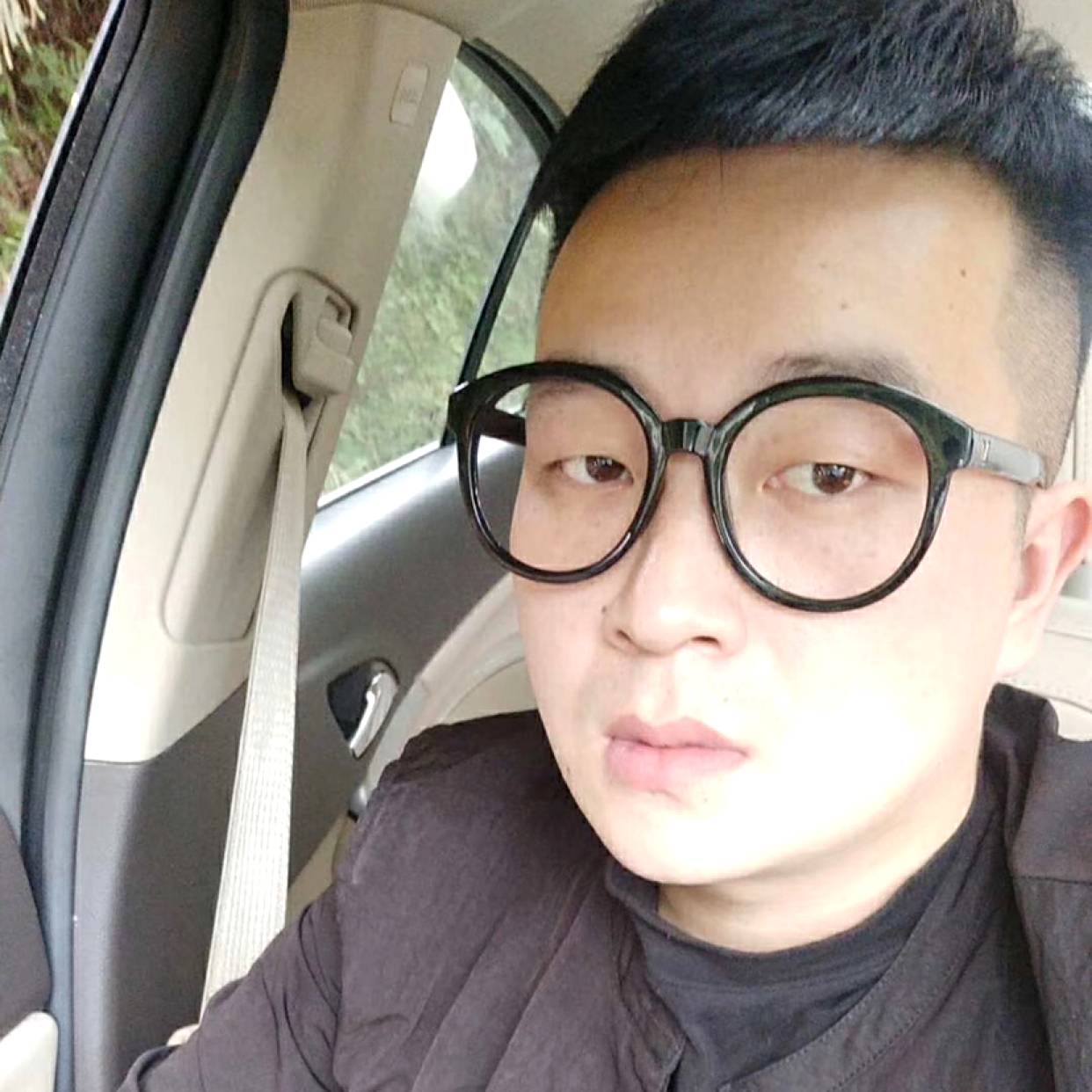 现实爱恋小刺猬的照片
