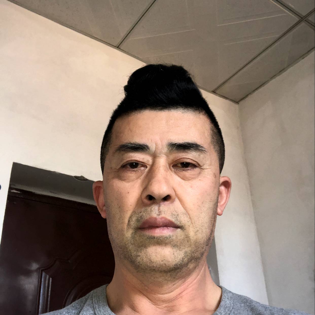 发夹凝眸激情的照片