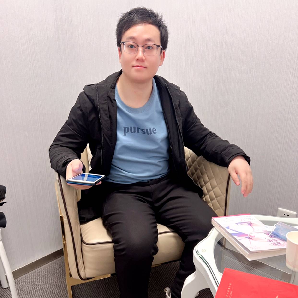 四六之间的照片