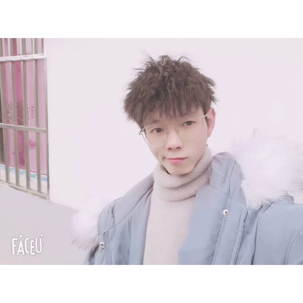 南青少年的照片