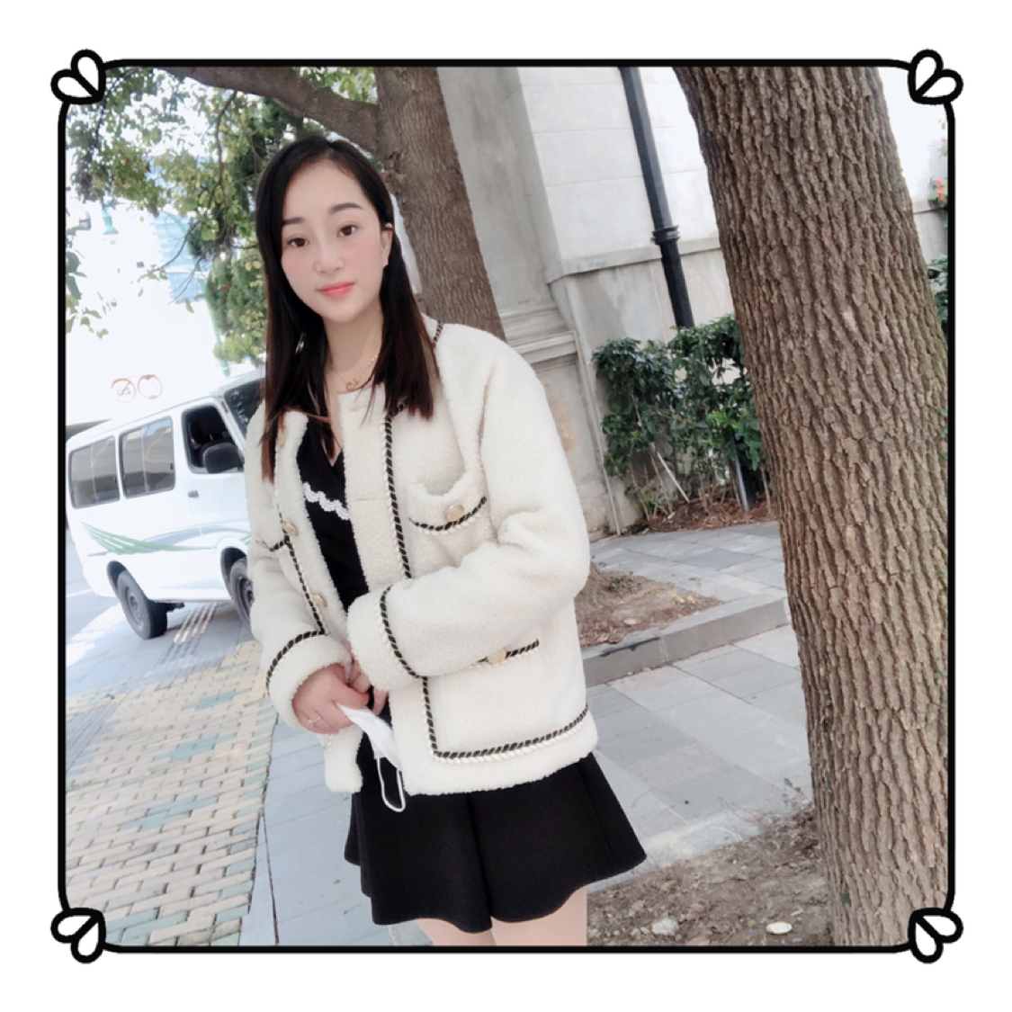 清脆踢裙子的照片