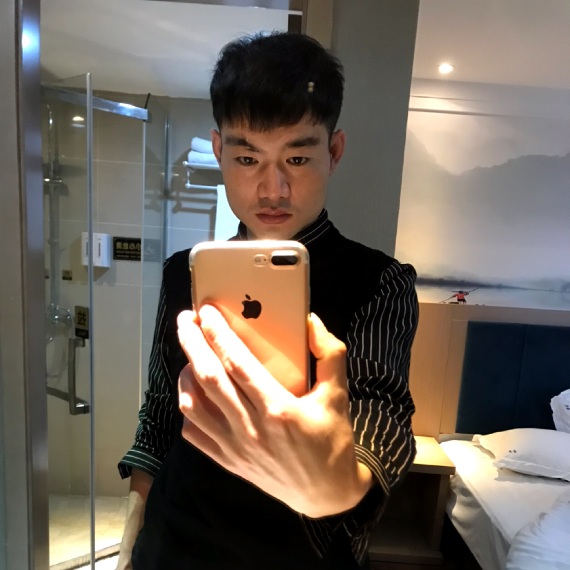 向新玉的照片
