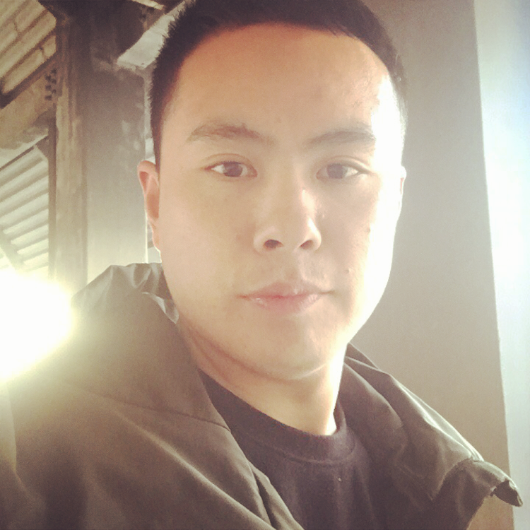 暖光邂逅纯情的照片