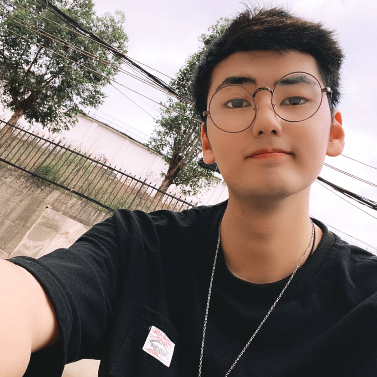 小康在努力开心的照片