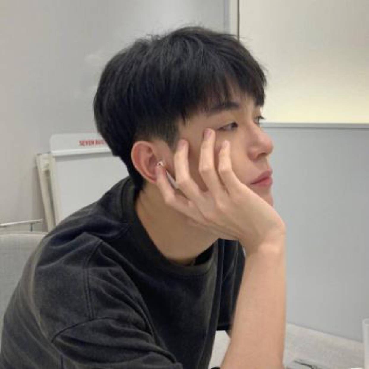 c罗萨谷子的照片