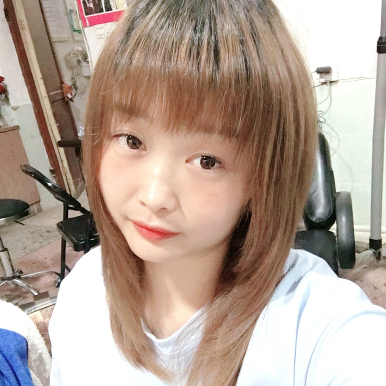 美女請慈祥的照片