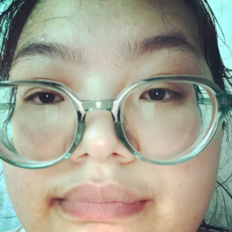 浅吻荼蘼的照片