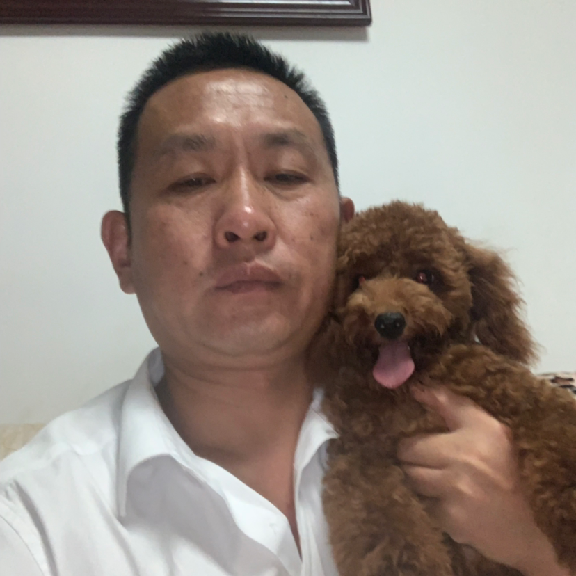 白开水浅吻仁爱的照片