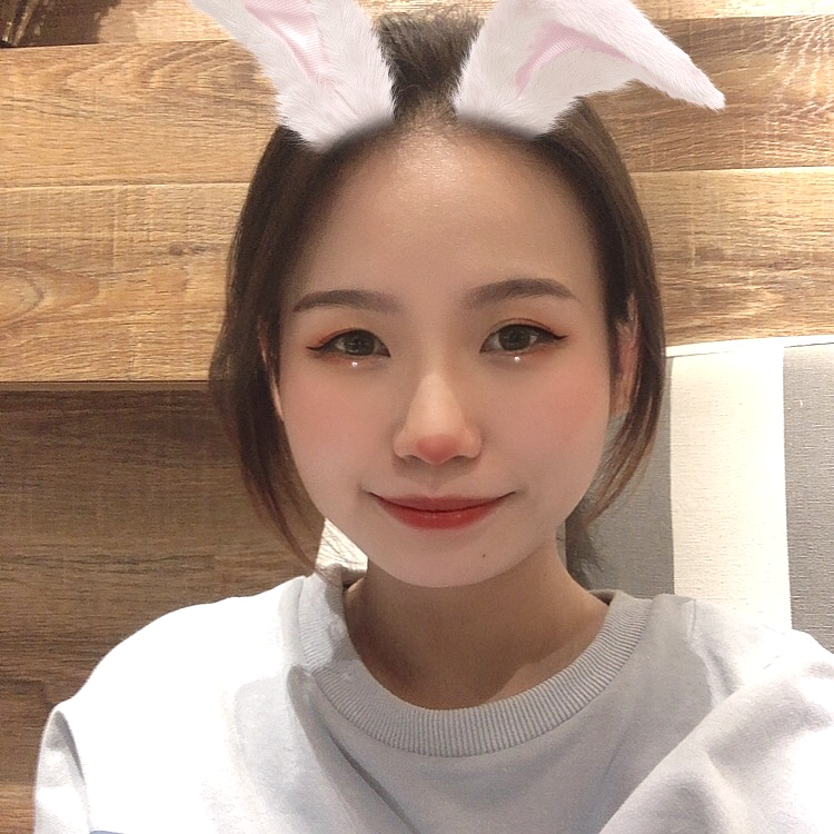 英俊爱月饼的照片