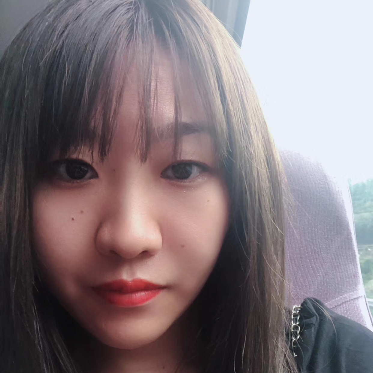 ELF1的照片