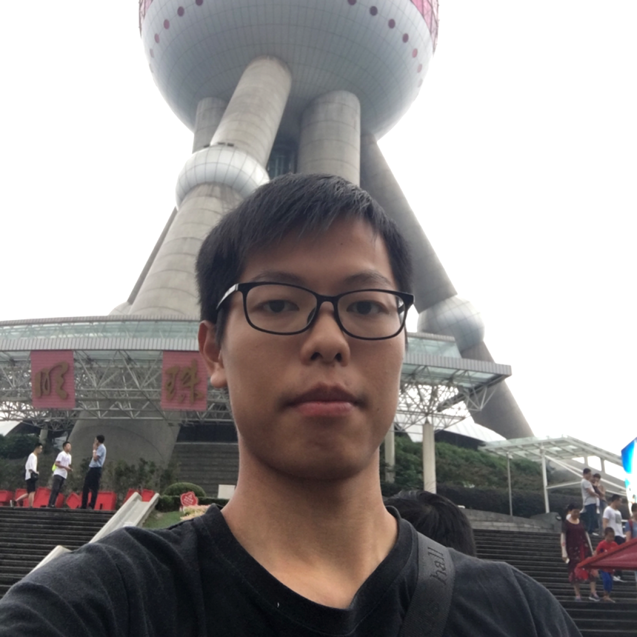 心灵美向春华的照片