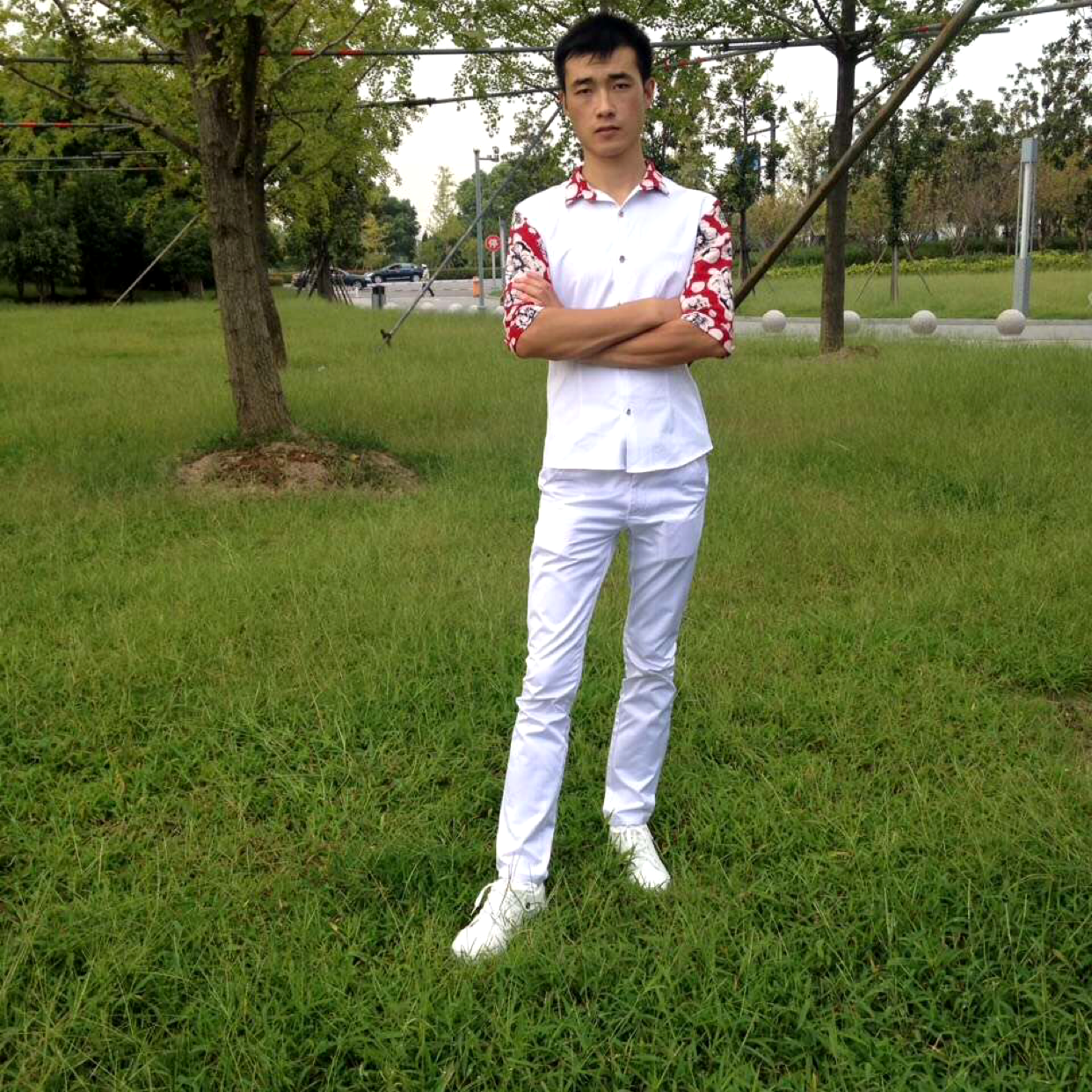 大门错落的照片
