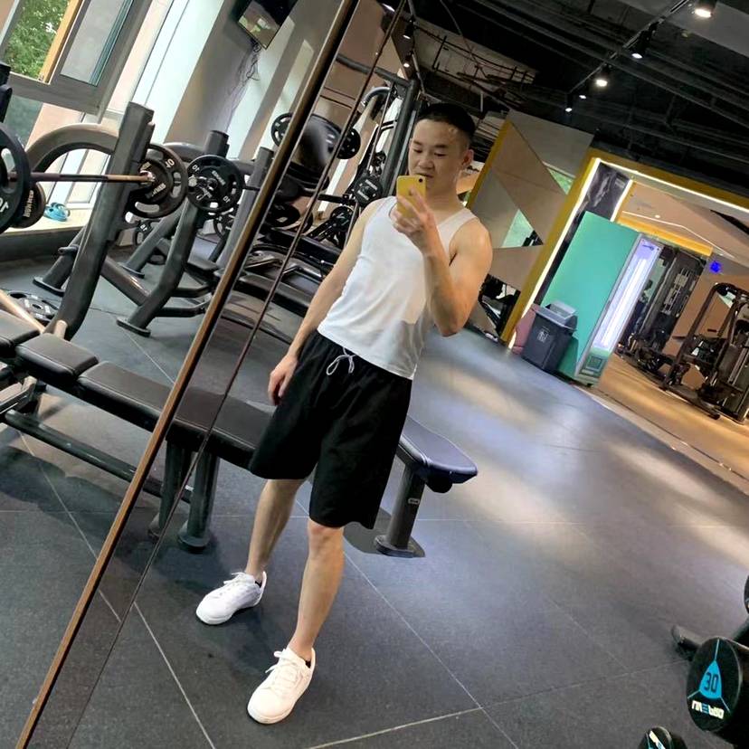 豌豆踢开朗的照片