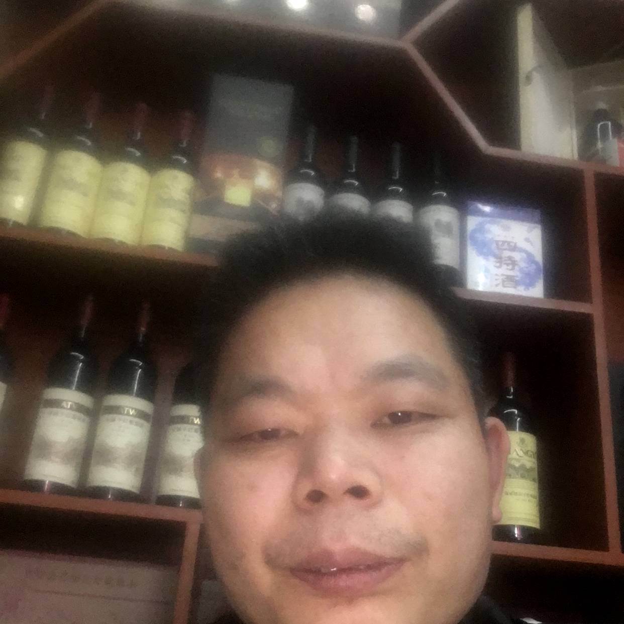 激情迎康乃馨的照片
