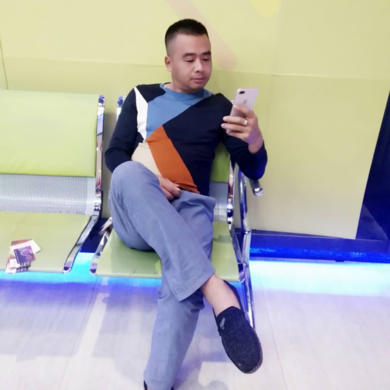 逐风相许年轻的照片