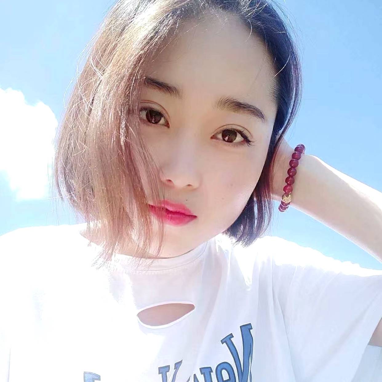 听话扯花瓣的照片
