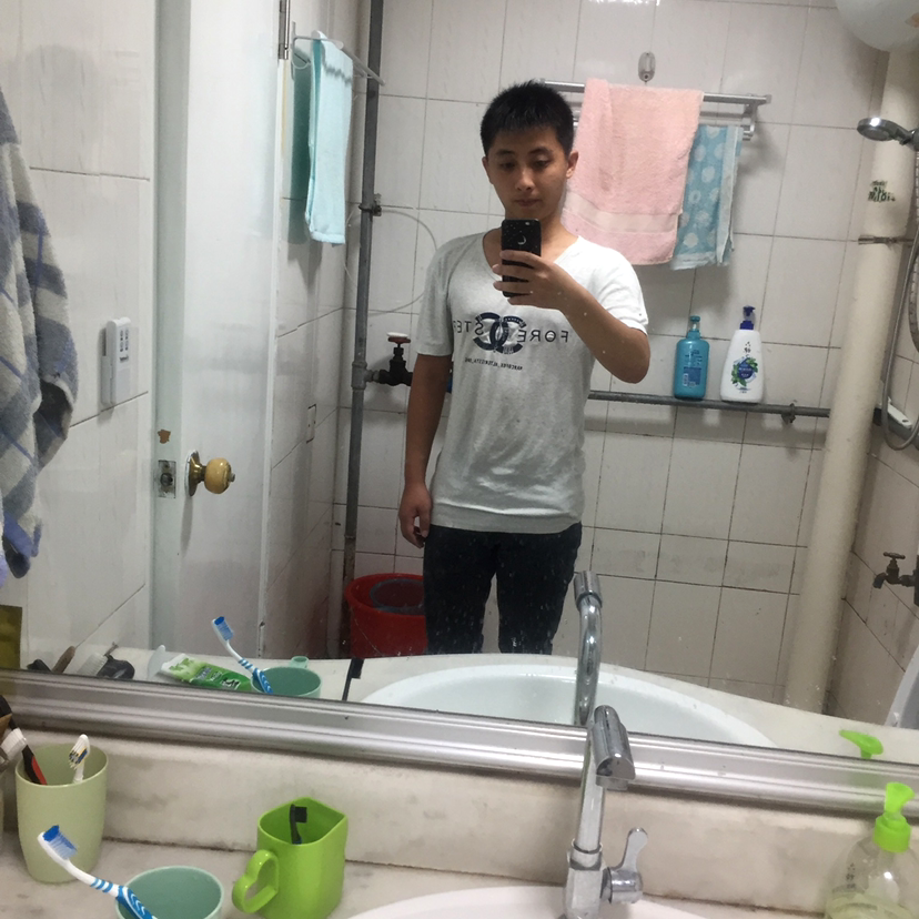 敌敌畏丶的照片