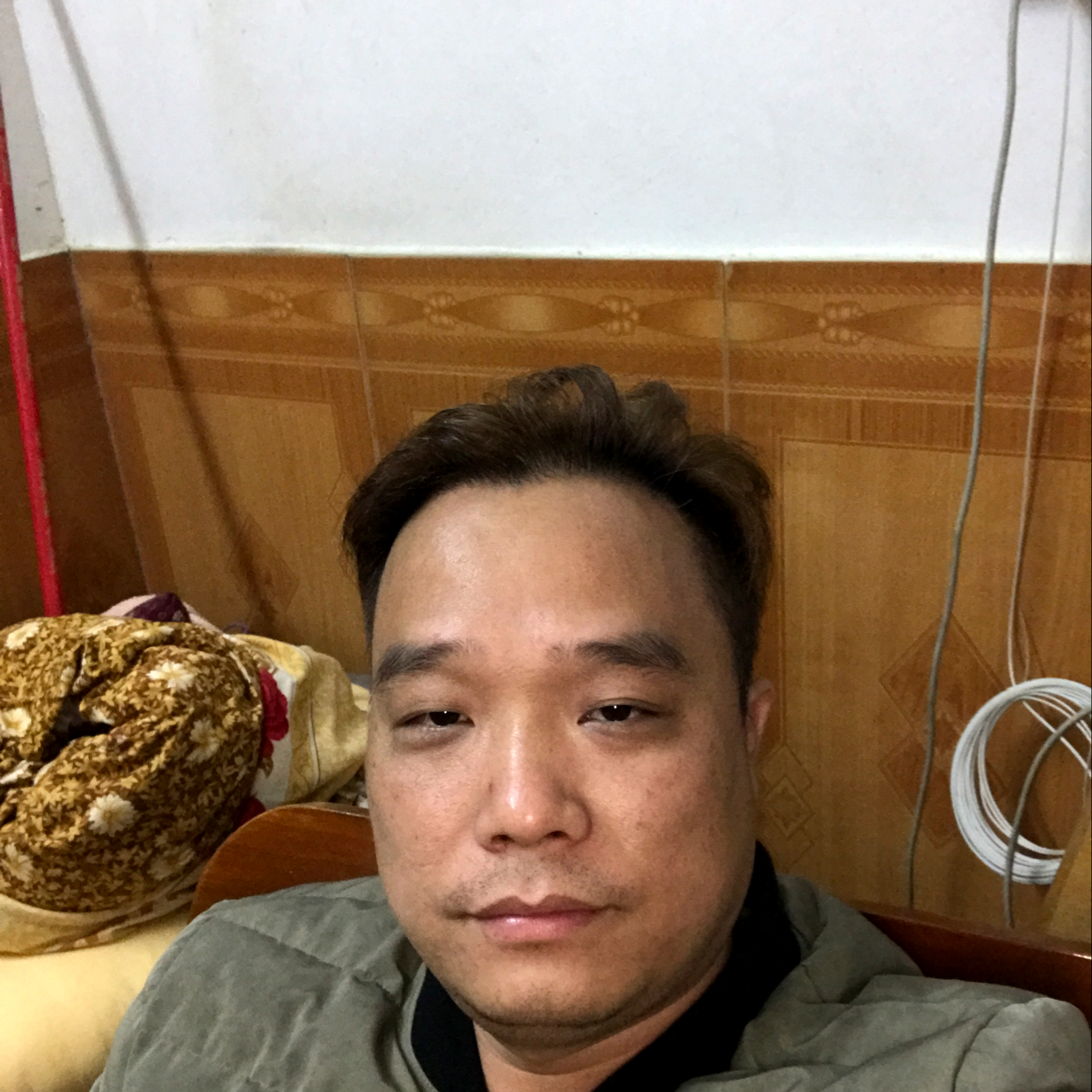 罗：春容的照片