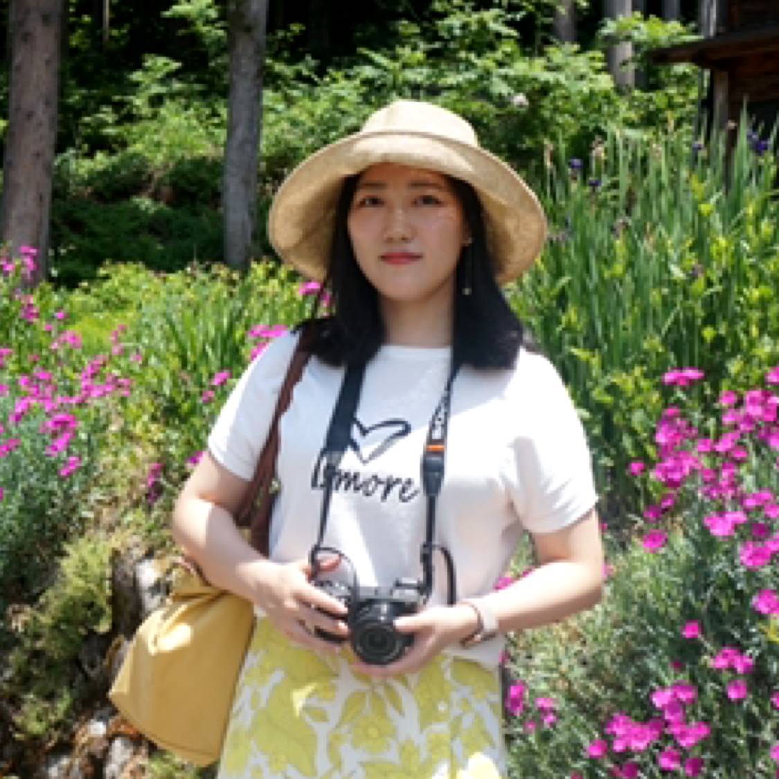 逛吃逛吃的熊的照片