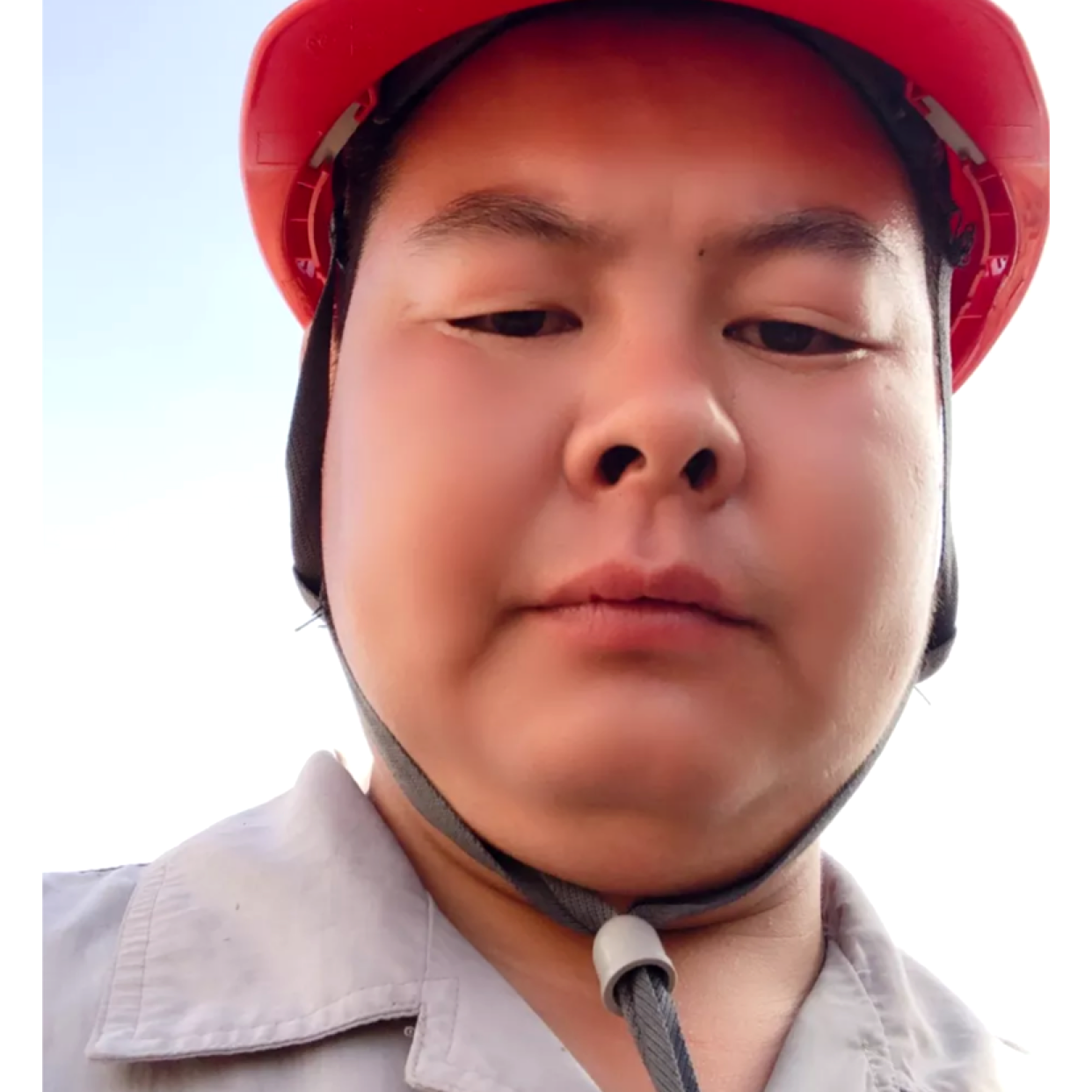 眯眯眼扯机器猫的照片