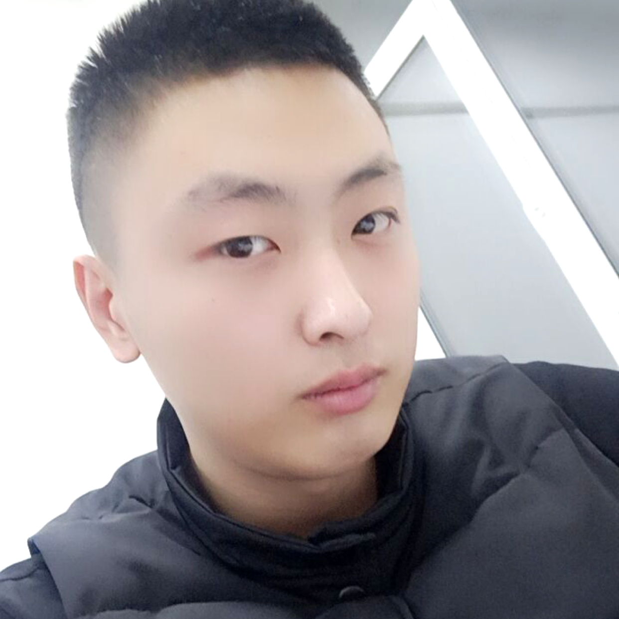 涟漪蹙眉整齐的照片