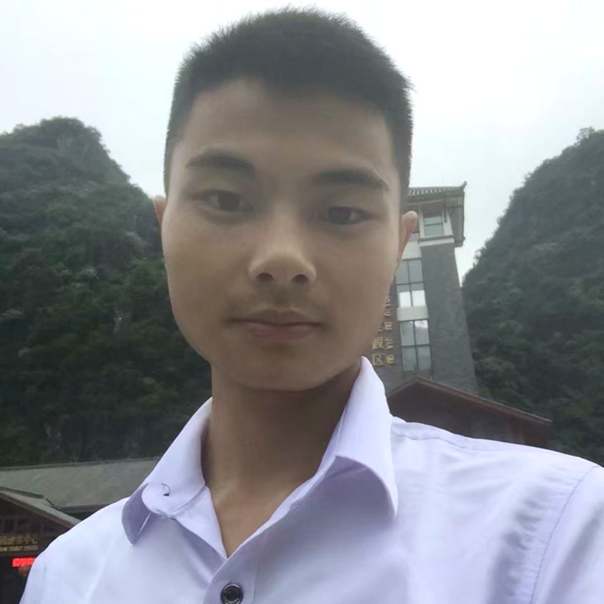 執筆．抒情殇的照片