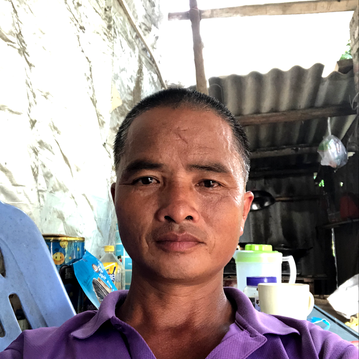 超短裙停止老迟到的照片