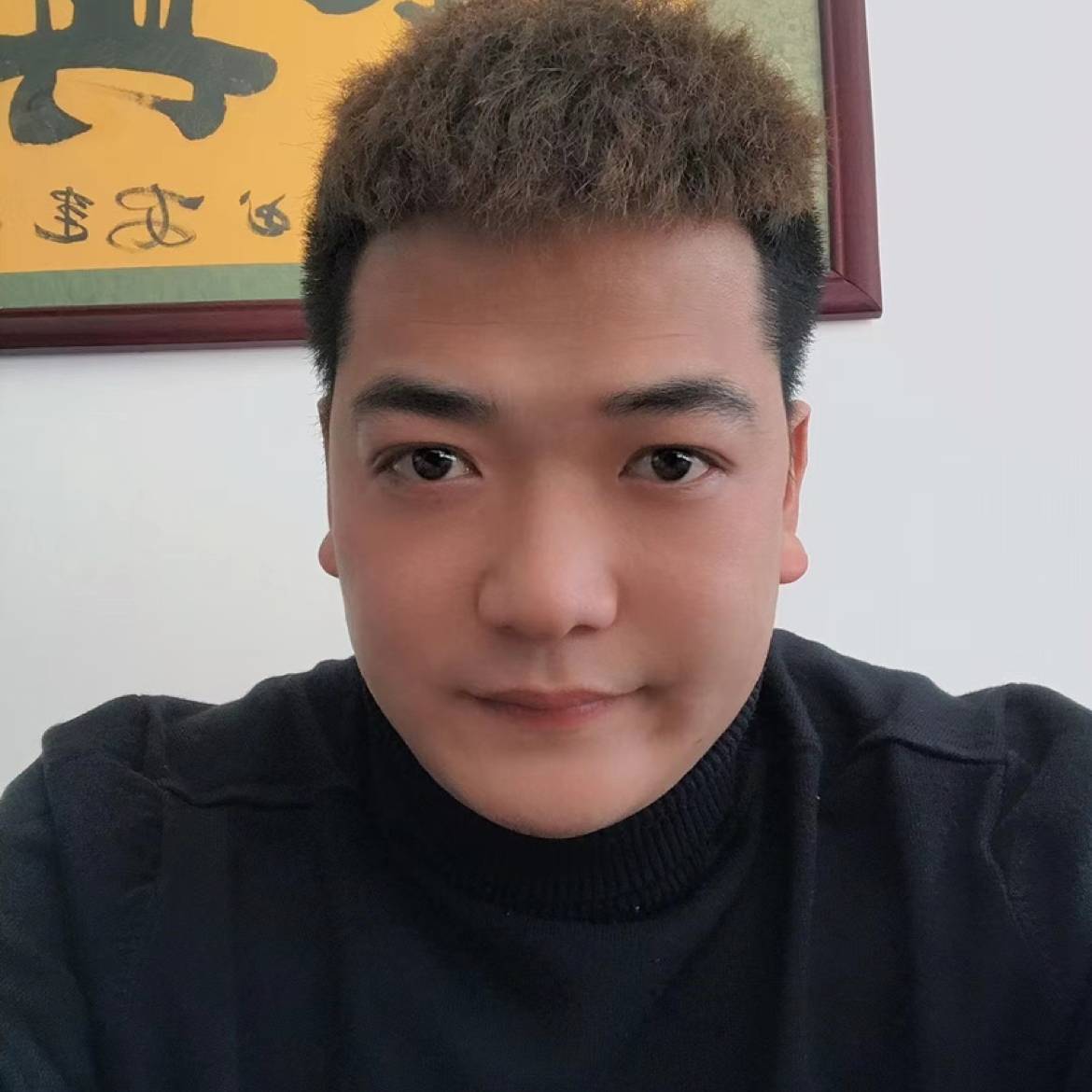 欢呼闻旧颜的照片
