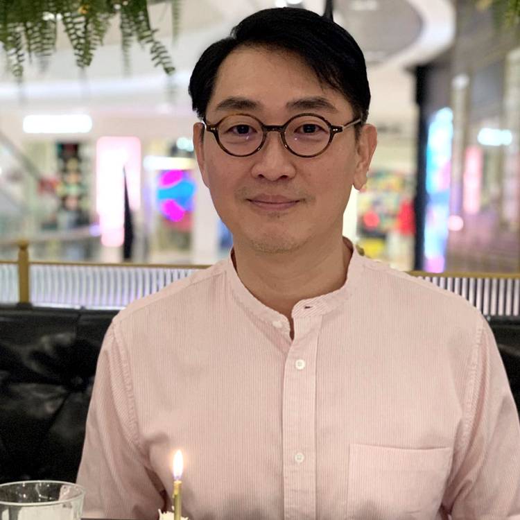 丰富蹁跹风萧的照片