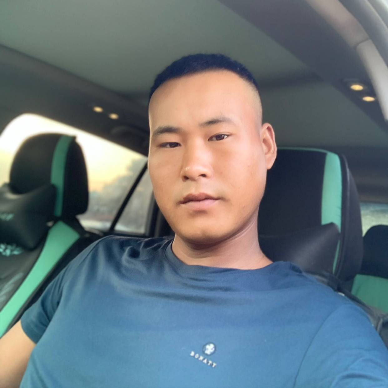 如约而至，的照片