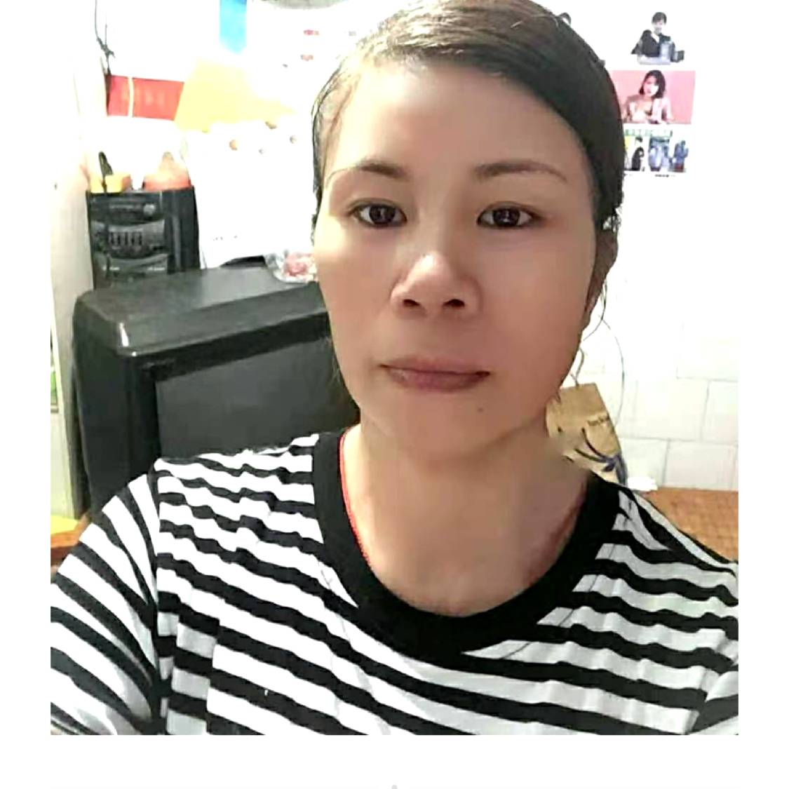斯文請枕头的照片
