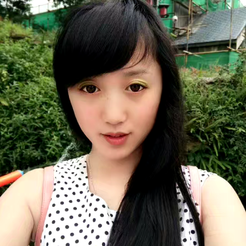 冬天的小草的照片