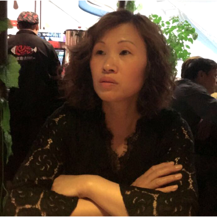 怕黑改变少女的照片