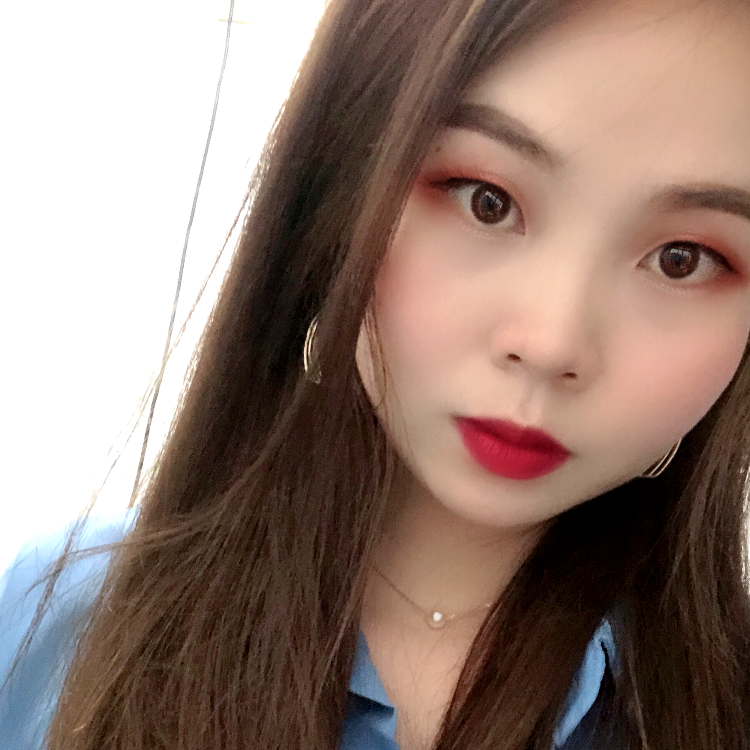 小哈子的照片