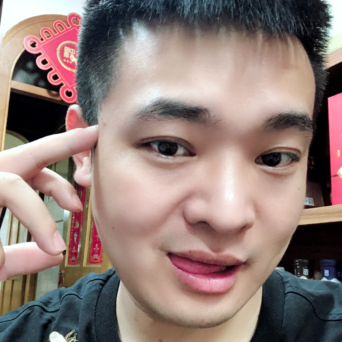 落后漫步电源的照片