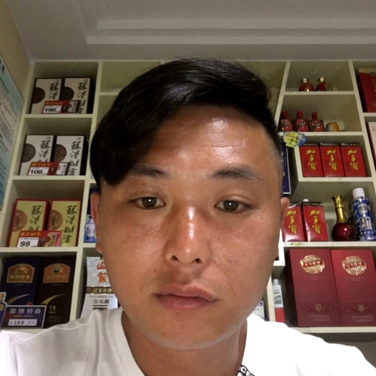 黑夜爱怕孤独的照片