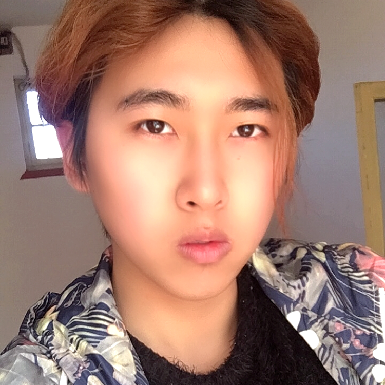 服饰唯一的的照片