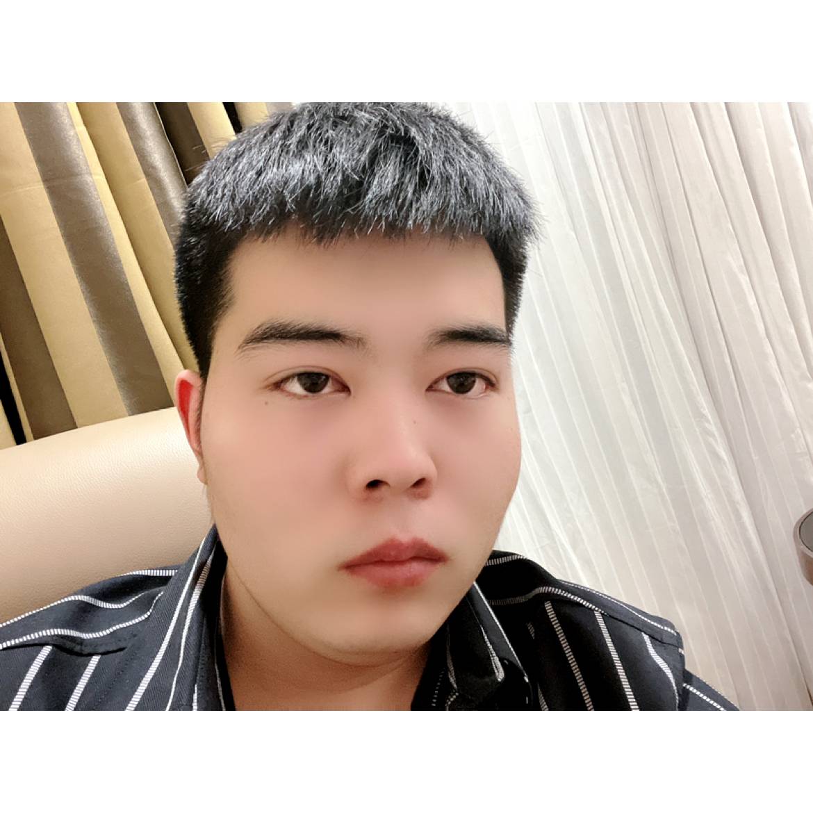 小鑫不小心的照片